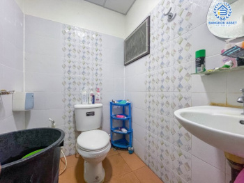 *****บ้านแฝดมือสองย่านนนทบุรี ม.อาสาเฮ้าส์5 กาญจนาภิเษก #หลังมุม เนื้อที่ 36 ตร.ว. ฟังก์ชัน 2 ห้องนอน 1 ห้องน้ำ 1 ที่จอดรถ บ้านชั้นเดียว พื้นที่กว้างขวาง แถมฟรี! 3 เครื่องปรับอากาศ ทำเลเงียบสงบ ใกล้รถไฟฟ้าสายสีม่วง "สถานีตลาดบางใหญ่" และทางด่วน "กาญจนาภิเษก"